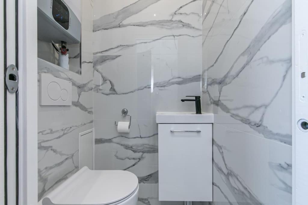 Mba Splendide Appart - Le Raincy - Banlieue Paris Вильмомбль Экстерьер фото